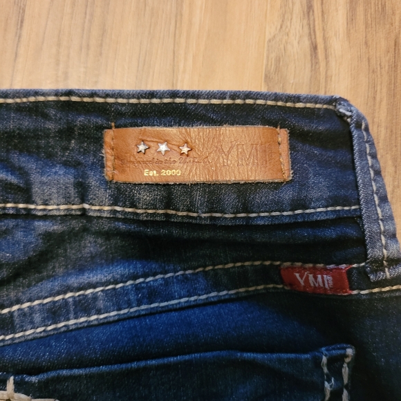 YMI Cropped Denim Jeans Size 3 - Picture 4 of 9